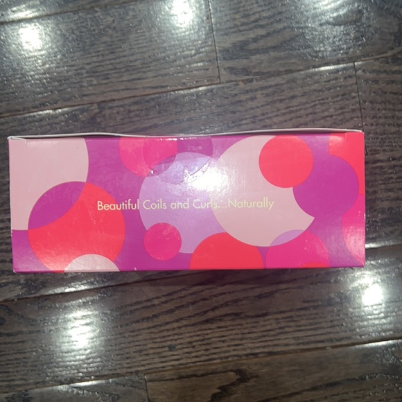 Unopened, New In Box - As I Am Curl Color Holiday Kit - Picture 5 of 6